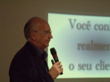 PALESTRA SOBRE “GERENCIANDO A PRIMEIRA CONSULTA E A NEGOCIAÇÃO DO TRATAMENTO”