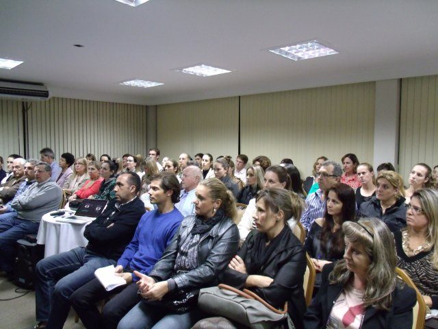 PALESTRA SOBRE “GERENCIANDO A PRIMEIRA CONSULTA E A NEGOCIAÇÃO DO TRATAMNENTO”